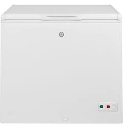 (1)-Insignia NS-CZ10WH6 10.2 Cu. Ft. Garage Ready Chest Freezer - White