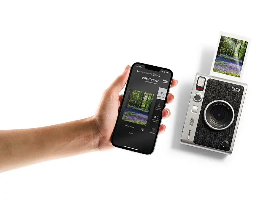 Alt View 1. Fujifilm - INSTAX MINI Evo Instant Film Camera - Black.