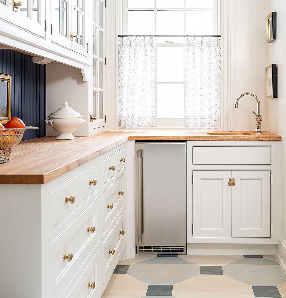 Alt View 33. GE Profile - 15" 26-Lb. Freestanding Icemaker with Gourmet Clear Ice - Custom Panel Ready.