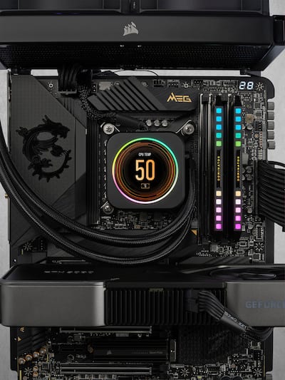 CORSAIR DOMINATOR PLATINUM RGB 64GB (2x32GB) DDR5 5200MHz C40 CORSAIR DOMINATOR PLATINUM RGB 64GB (2x32GB) DDR5 5200MHz C40