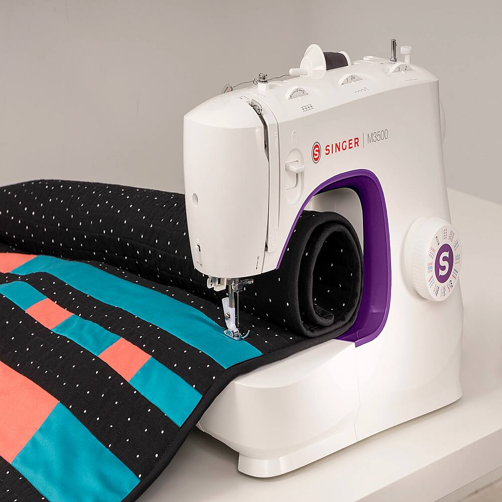 Alt View 40. Singer - 32-Stitch Sewing Machine - White.