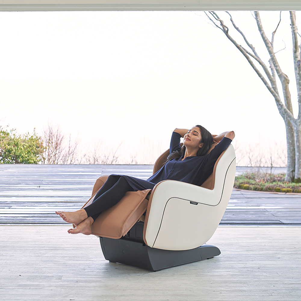 Best Buy: Synca Wellness CirC+ Zero Gravity SLTrack Massage Chair 
