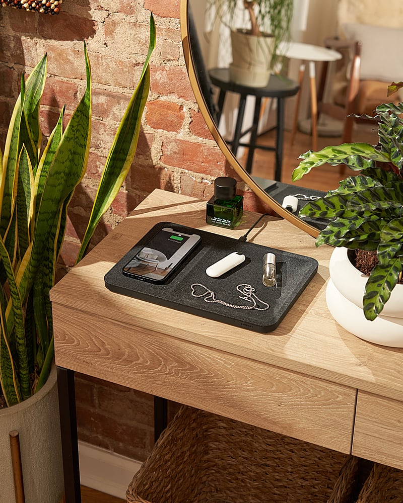 Alt View 12. Courant - Essentials CATCH:3 10W Qi-Certified Wireless Charger with Accessory Tray - Charcoal.