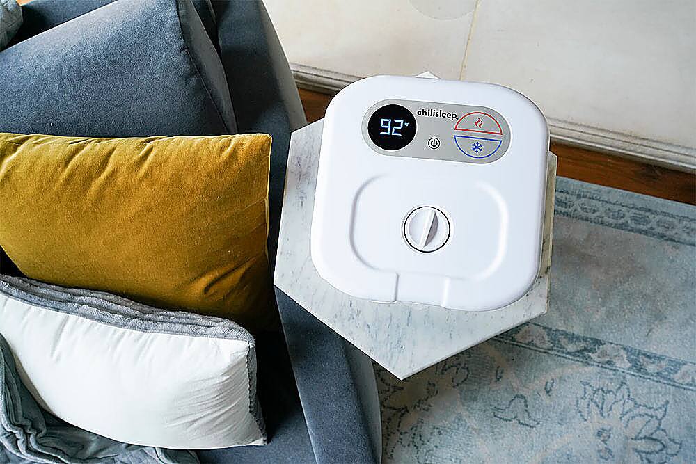 Alt View 13. ChiliSleep - Cube Cooling & Heating Mattress Pad - King + Cleaning Solution - White.