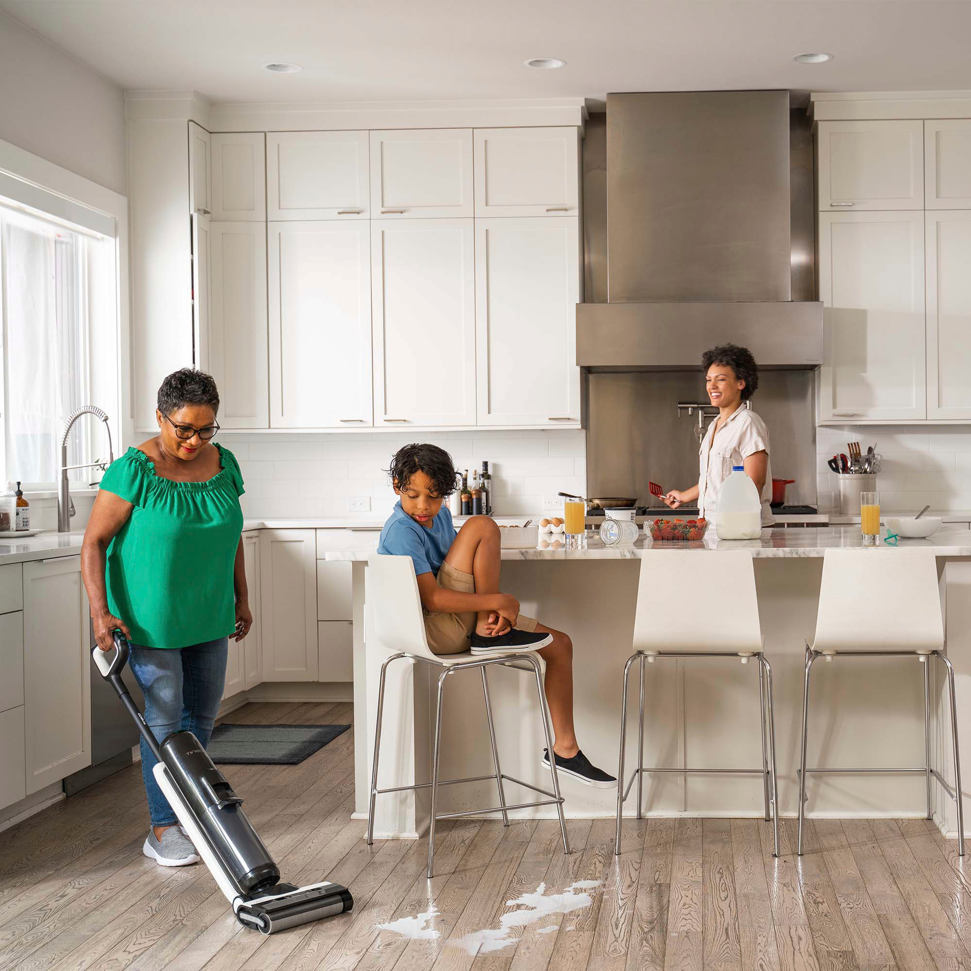 Best Vacuum and Mop Combos To Keep Your Kitchen Clean, Shopping : Food  Network