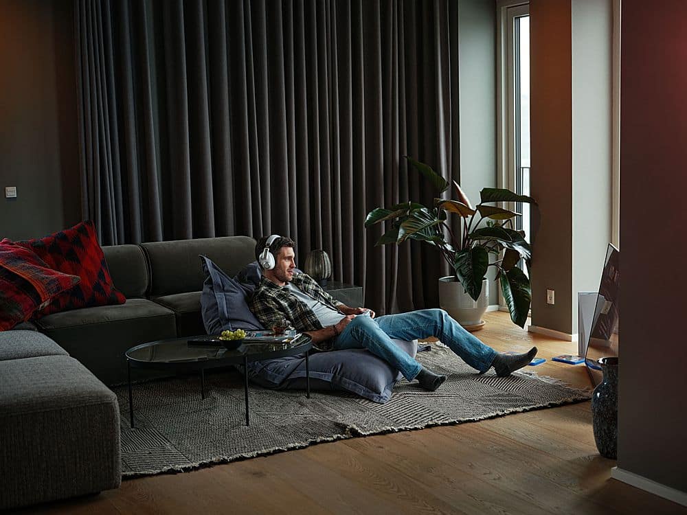 Alt View 14. EPOS - H3PRO Hybrid Wireless Gaming Headset for PC, PS5, PS4, Mobile Phone - Ghost White.