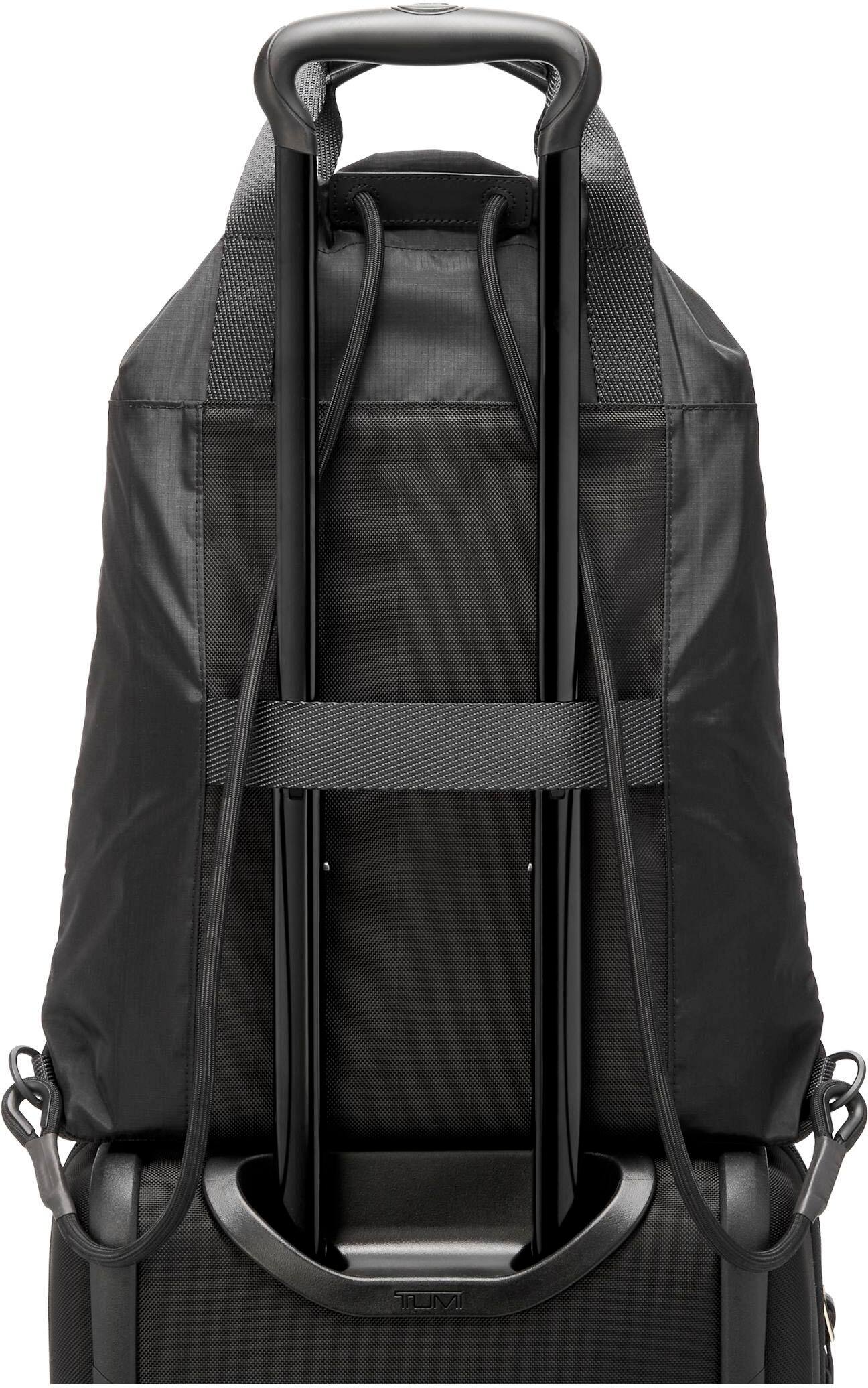 tumi transport pack