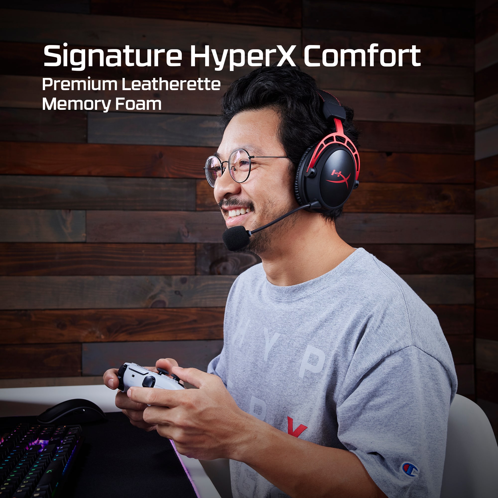 Signature HyperX Comfort Premium Leatherette Memory Foam