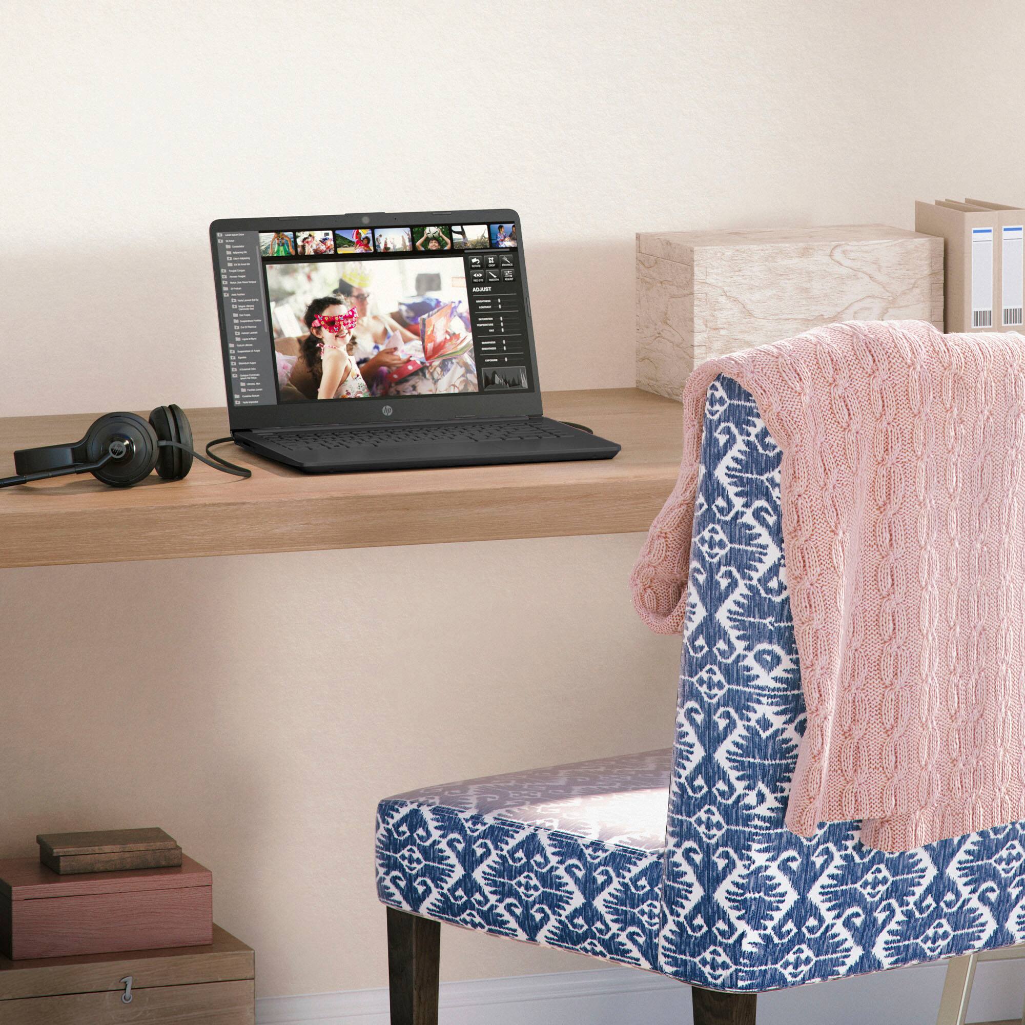 Alt View 11. HP - 14" Laptop - Intel Celeron - 4GB Memory - 64GB eMMC - Jet Black.