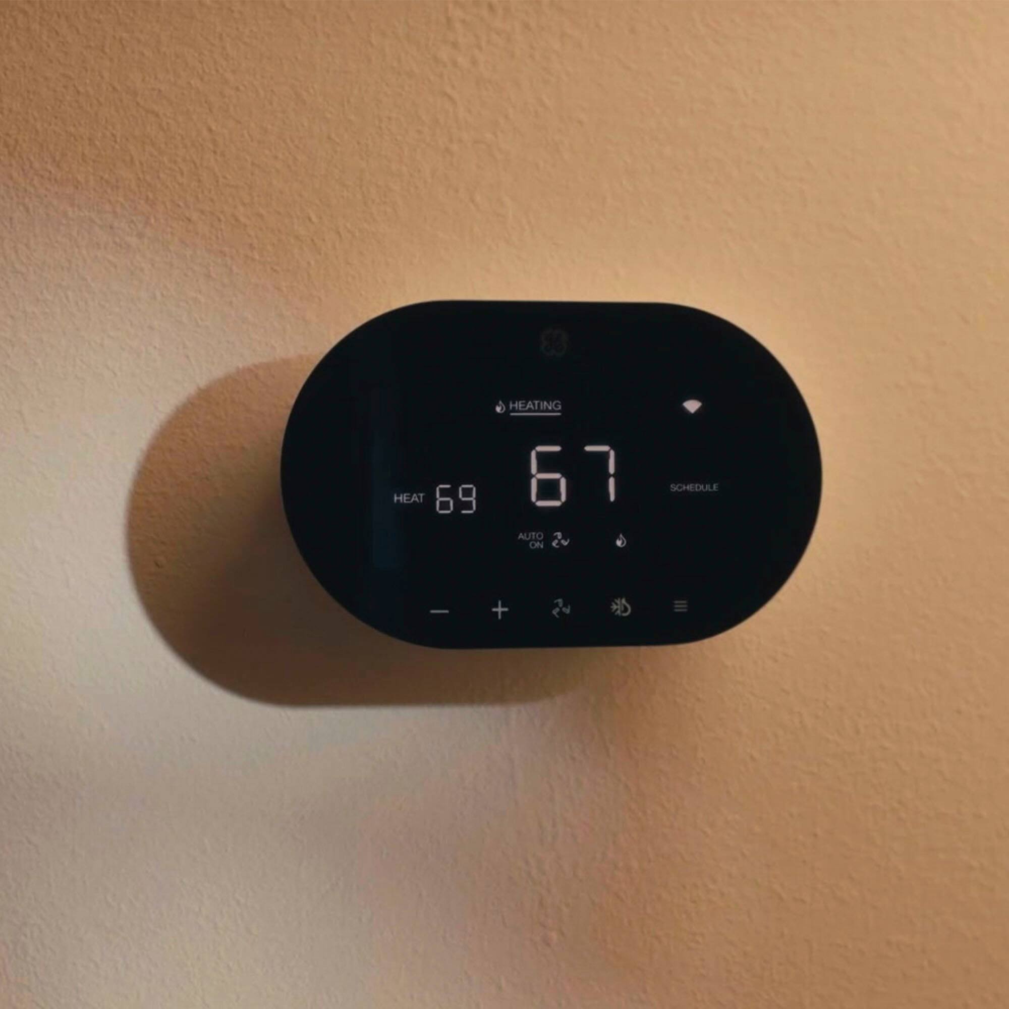 Alt View 17. GE - CYNC Smart Programmable Thermostat - White.