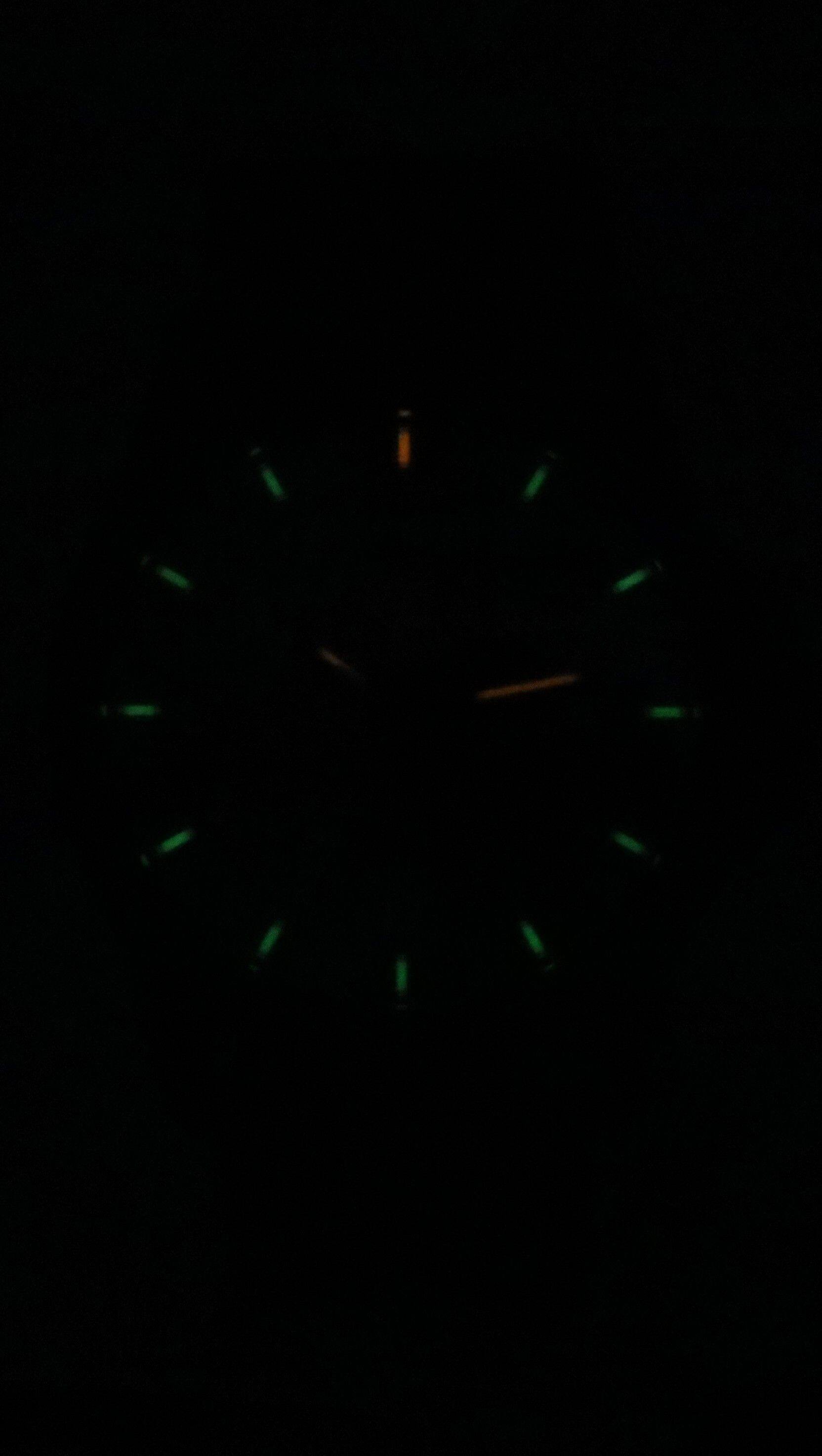 Angle. Luminox - Atacama Field Rubber Strap Green Dial Quartz XL.1977 100M Men's Watch - Green.
