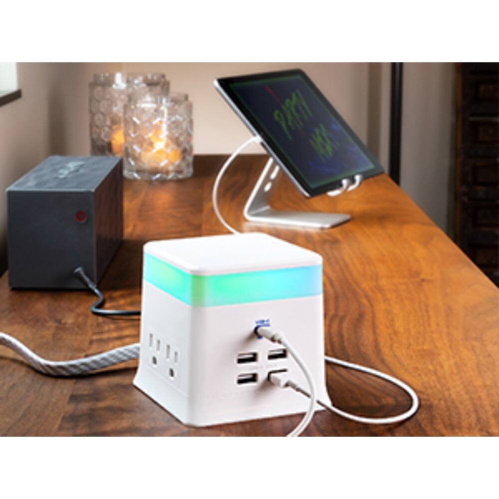 Alt View 4. CyberPower - PS406UCX4 Home Office Surge Protectors - White.