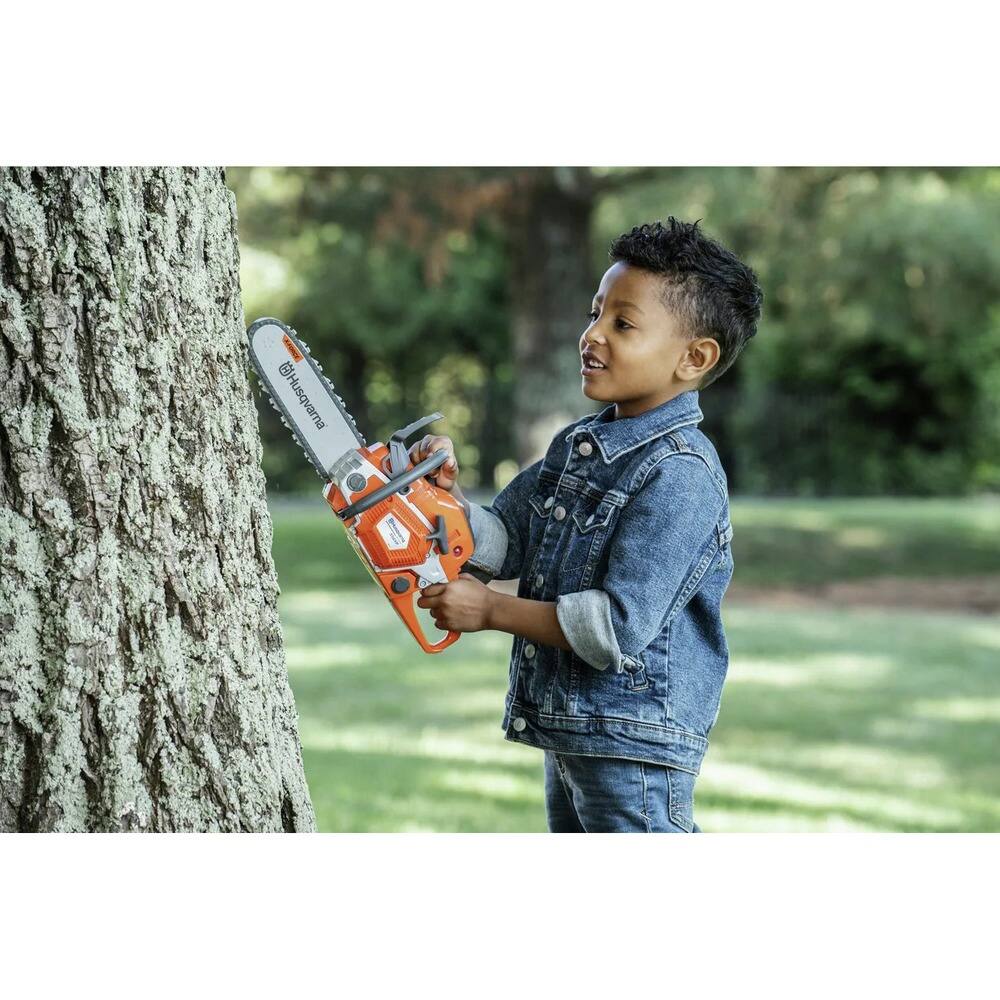 Angle. Husqvarna - 550XP Toy Chainsaw with (3) AA Batteries.