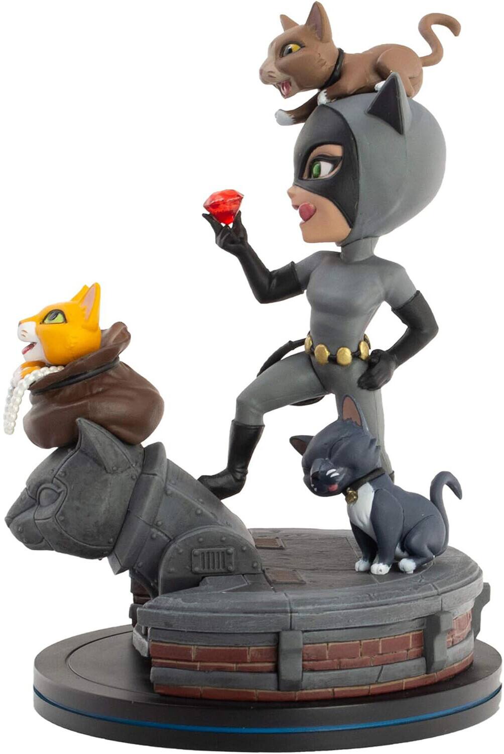 Alt View 3. PopMarket - Quantum Mechanix - DC Catwoman QFig Elite Vinyl Figure 4   - Collectibles - Multicolor.