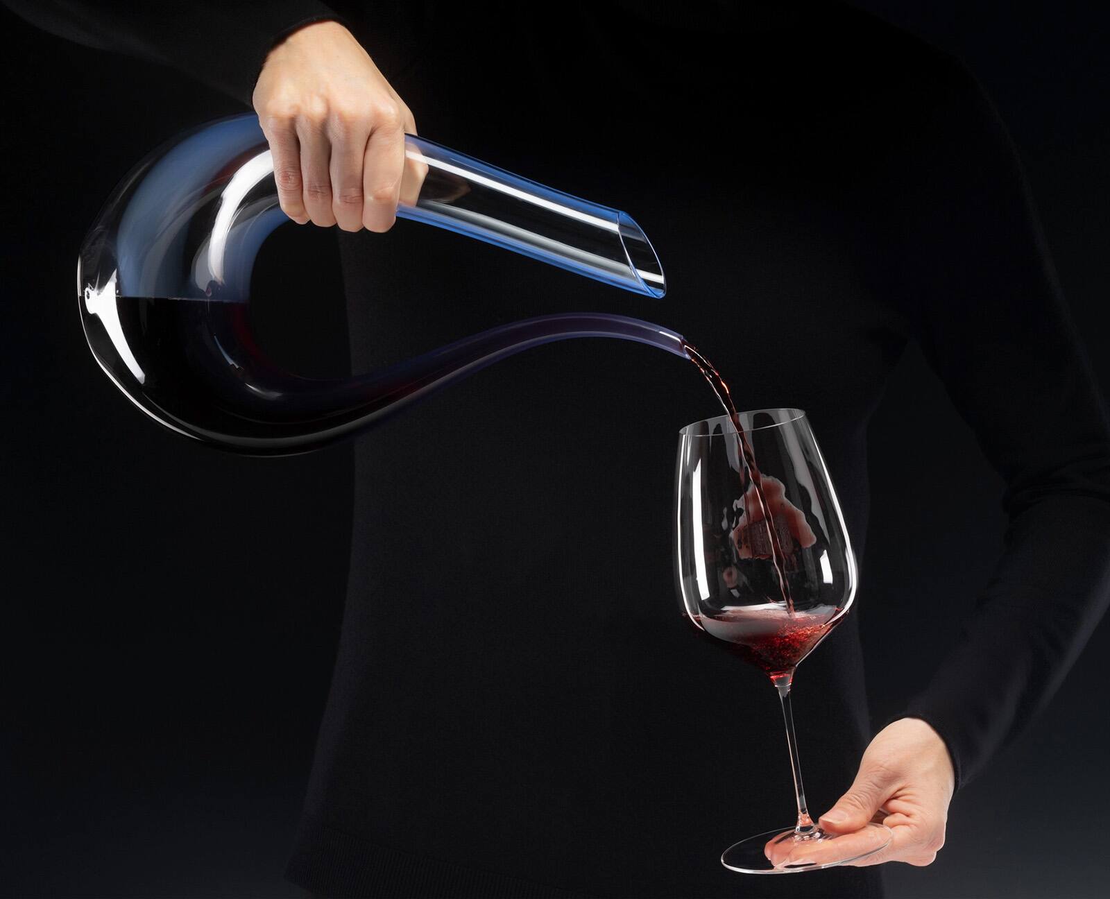 Alt View 1. Riedel - Veloce Cabernet/Merlot Wine Glass, Set of 4 - Clear.