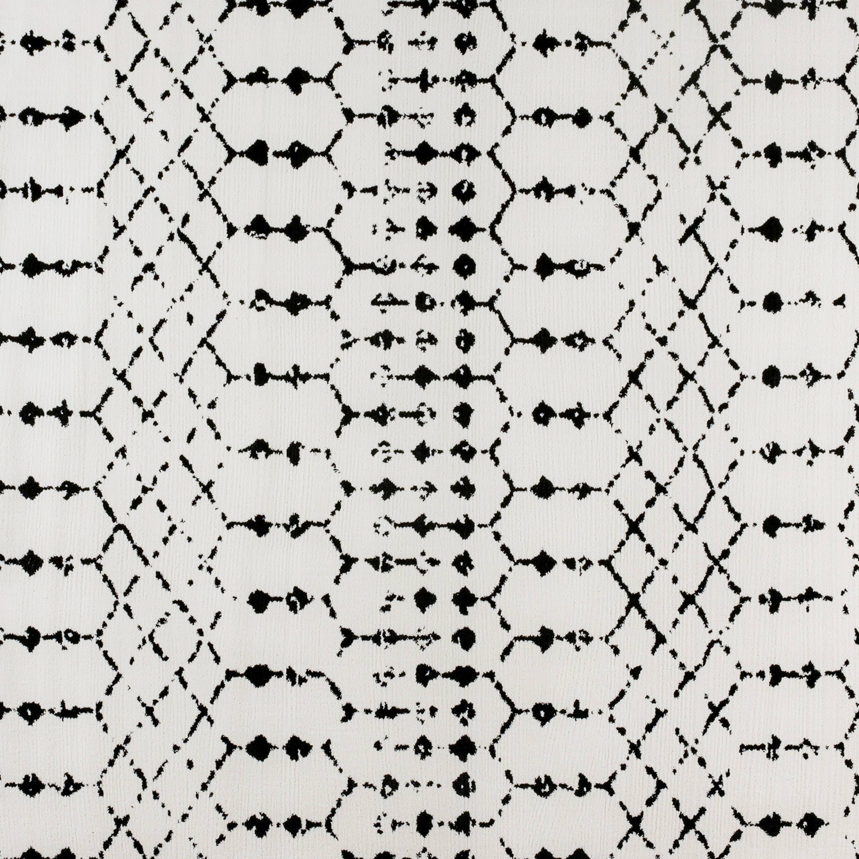 Alt View 8. Emma + Oliver - Modern Design Geometric Bohemian Low Pile Area Rug - Ivory/Black.