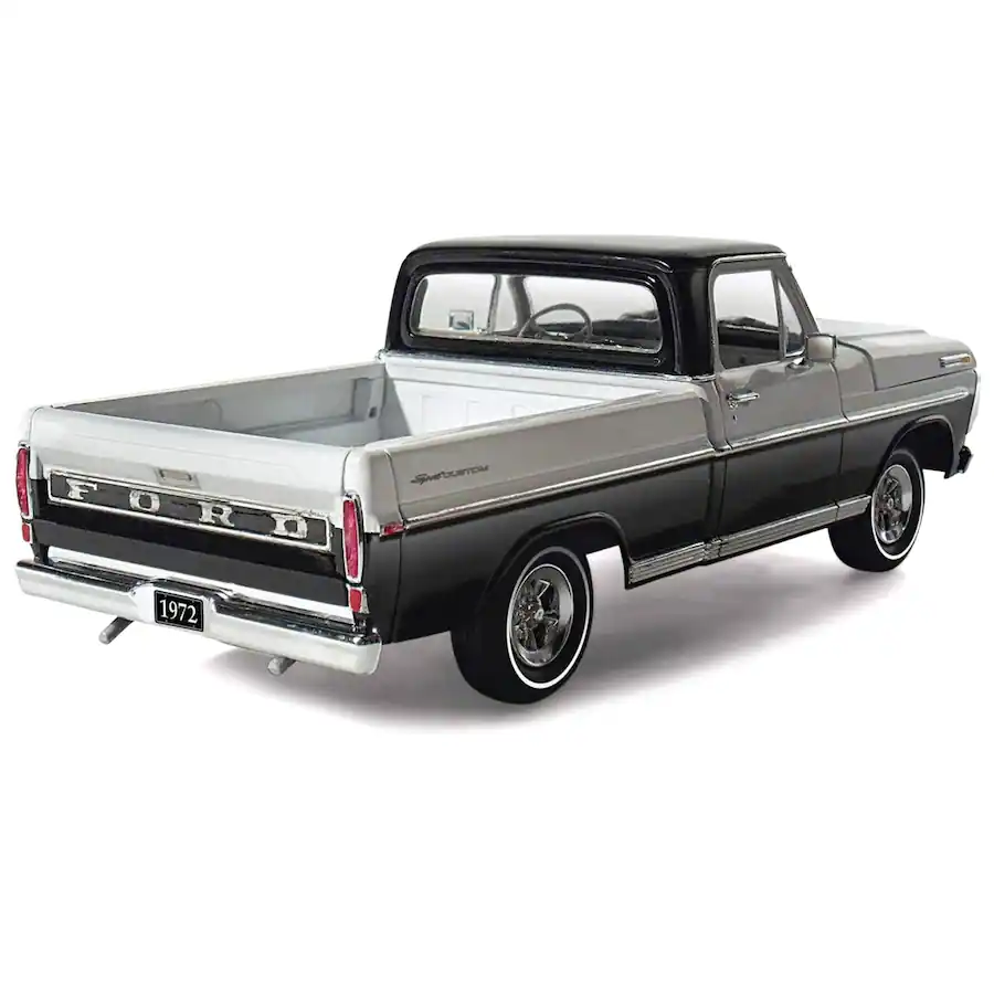 Colorful Moebius Moebius Models Skill 3 Model Kit 1972 Ford Sport Custom Pickup Truck 1/ ...