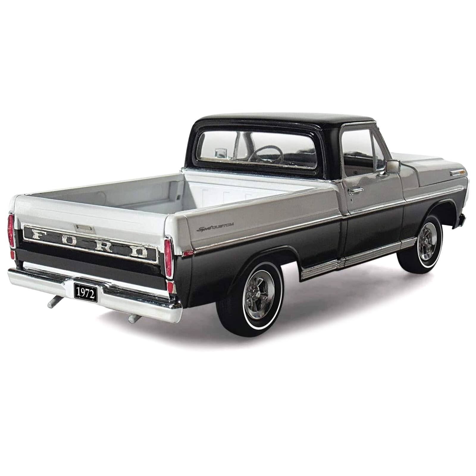 Moebius Models Skill 3 Model Kit 1972 Ford Sport Custom Pickup Truck 1/ ...