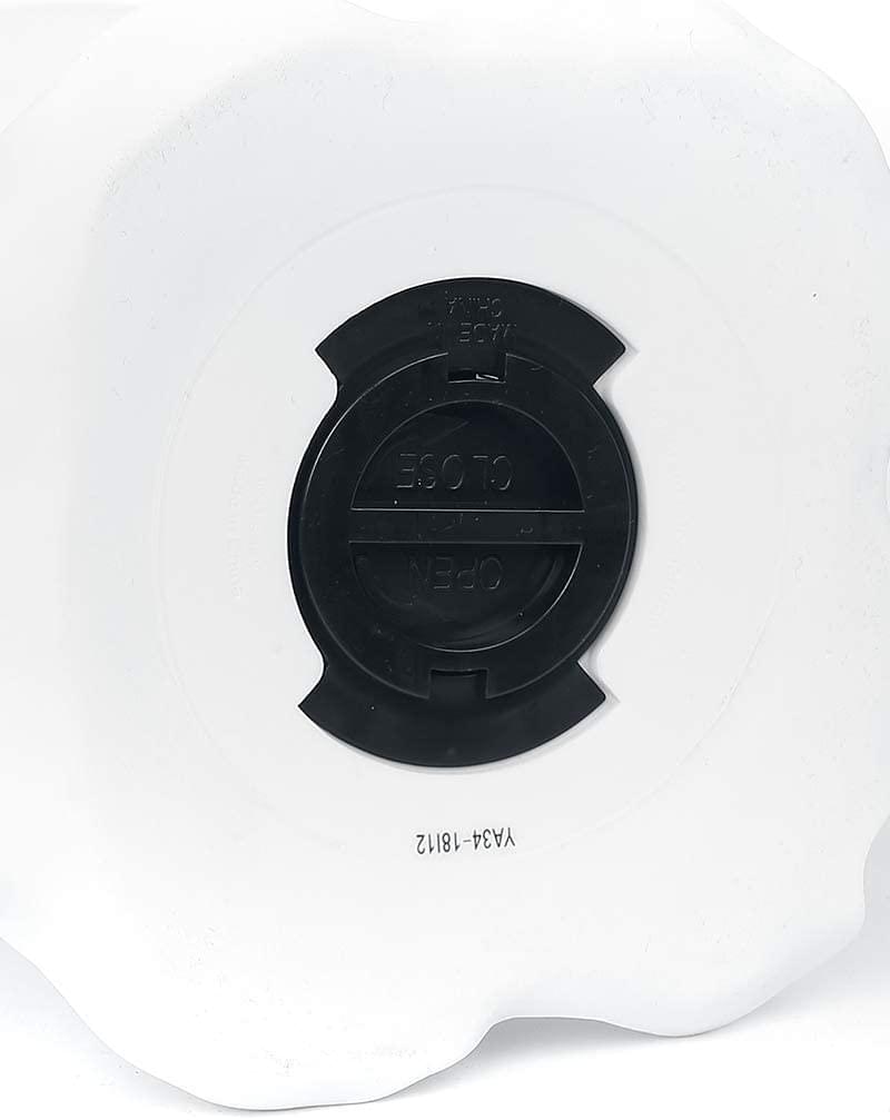 The text on the image can be grouped and corrected as follows:

- **Top Section:**
  - "CHT/Y MADE CLOSE 70 OPEN YA34-18112"

- **Middle Section (on the black emblem):**
  - "360°"
  - "360°"

- **Bottom Section:**
  - "VAC-18112"