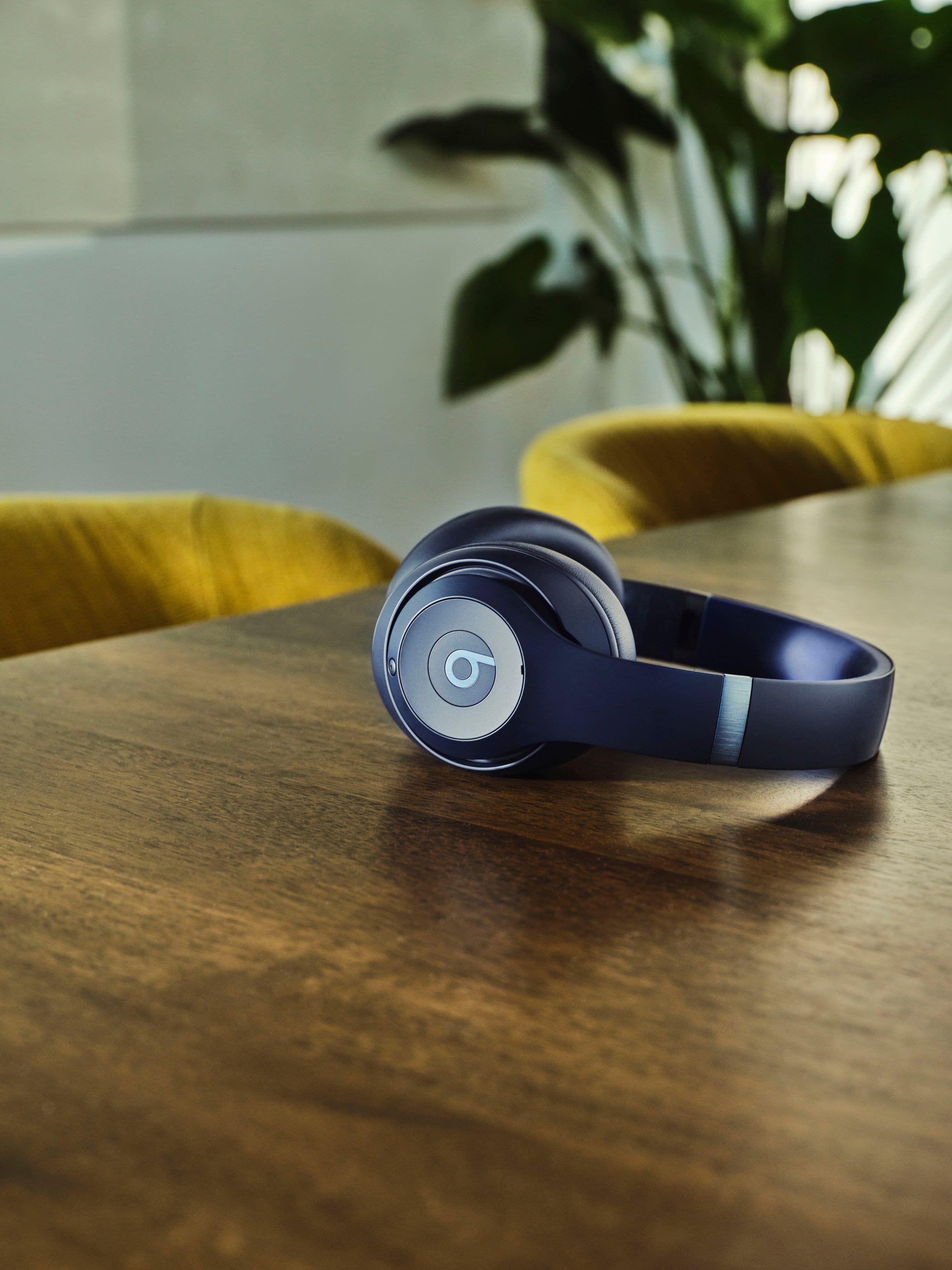 Alt View 15. Beats - Beats Studio Pro - Wireless Noise Cancelling Over-the-Ear Headphones - Navy.
