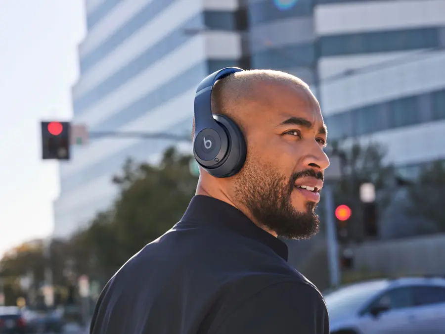 Alt View 16. Beats - Beats Studio Pro - Wireless Noise Cancelling Over-the-Ear Headphones - Navy.