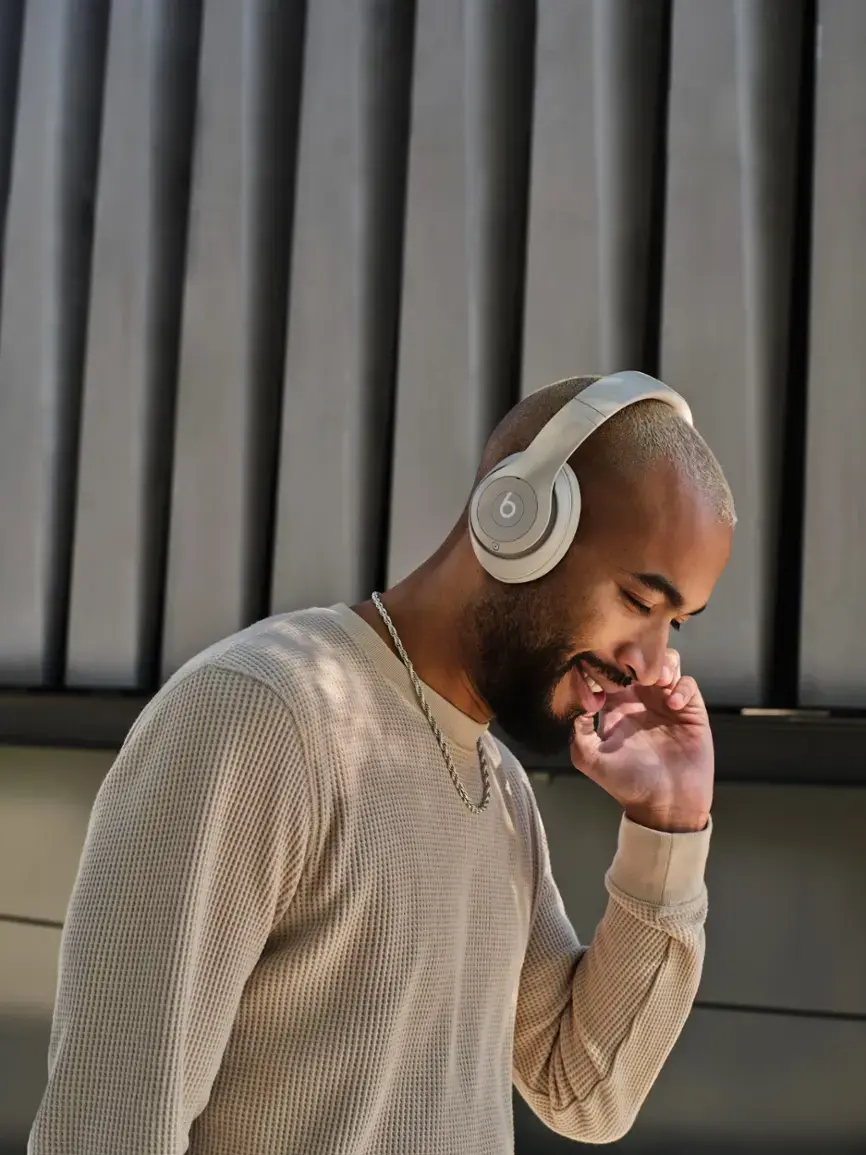 Alt View 18. Beats - Beats Studio Pro - Wireless Noise Cancelling Over-the-Ear Headphones - Sandstone.