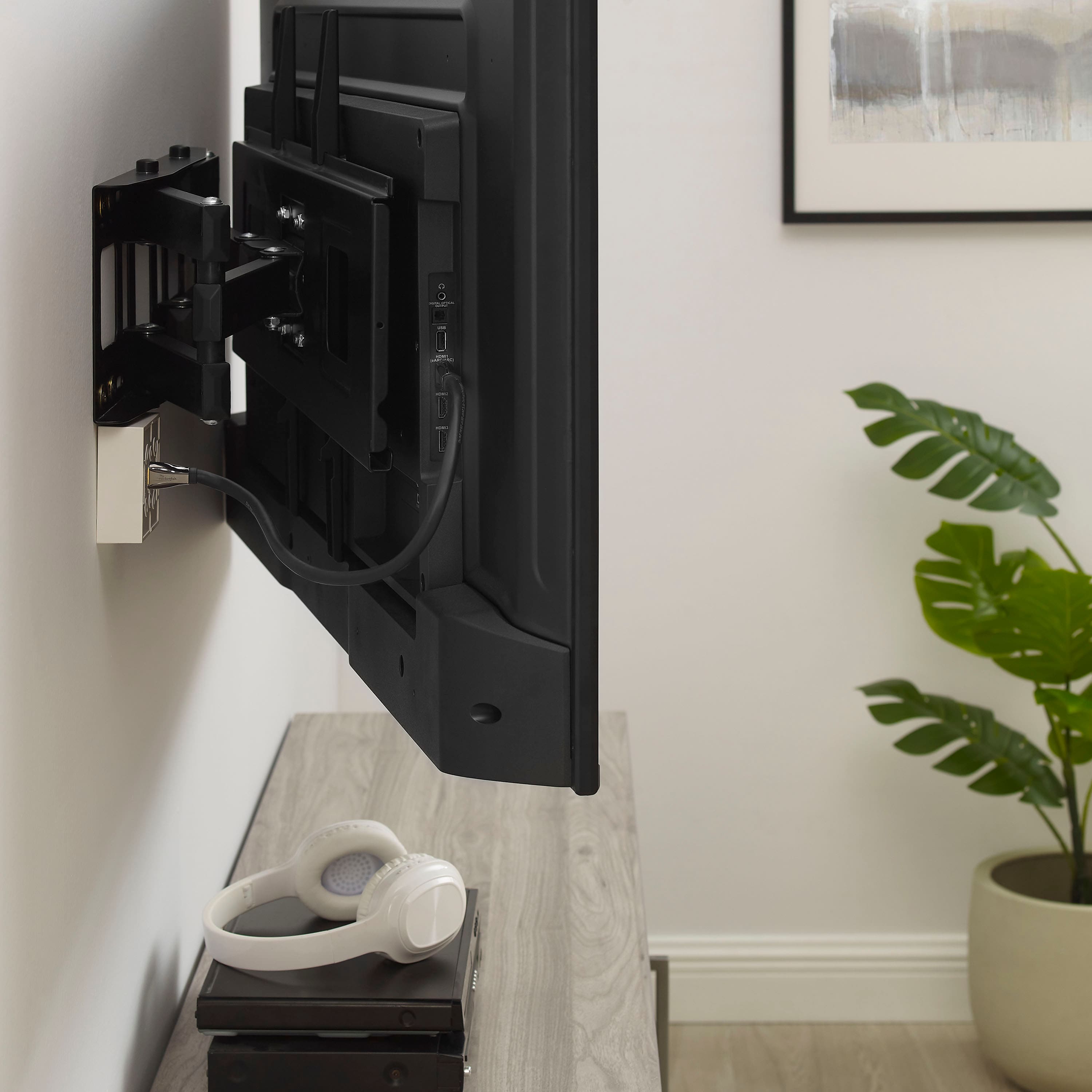 Alt View 19. Rocketfish™ - 25' 8K Ultra High Speed HDMI® 2.1 Certified Cable - Black.