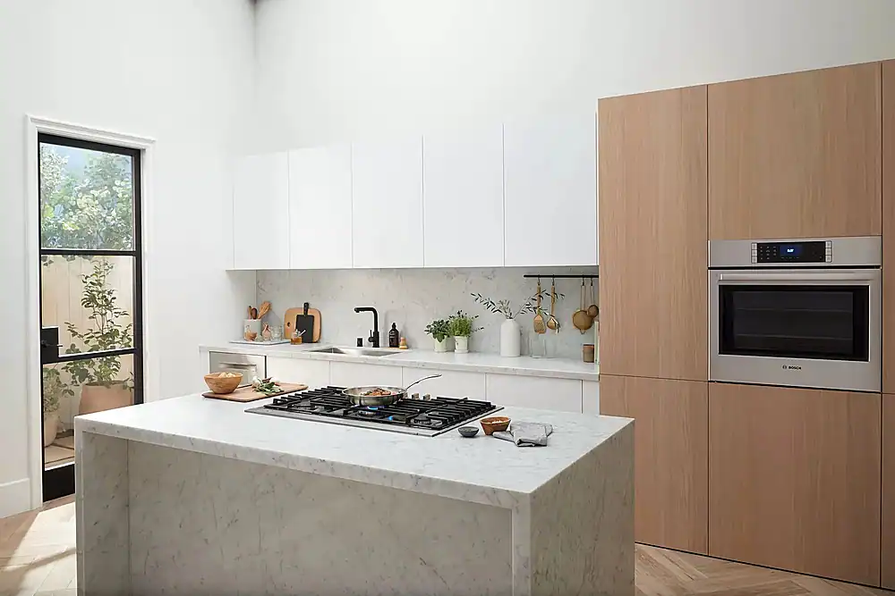 Alt View 22. Bosch - Benchmark Series 30" Built-In Single Electric Convection Wall Oven - Stainless Steel.