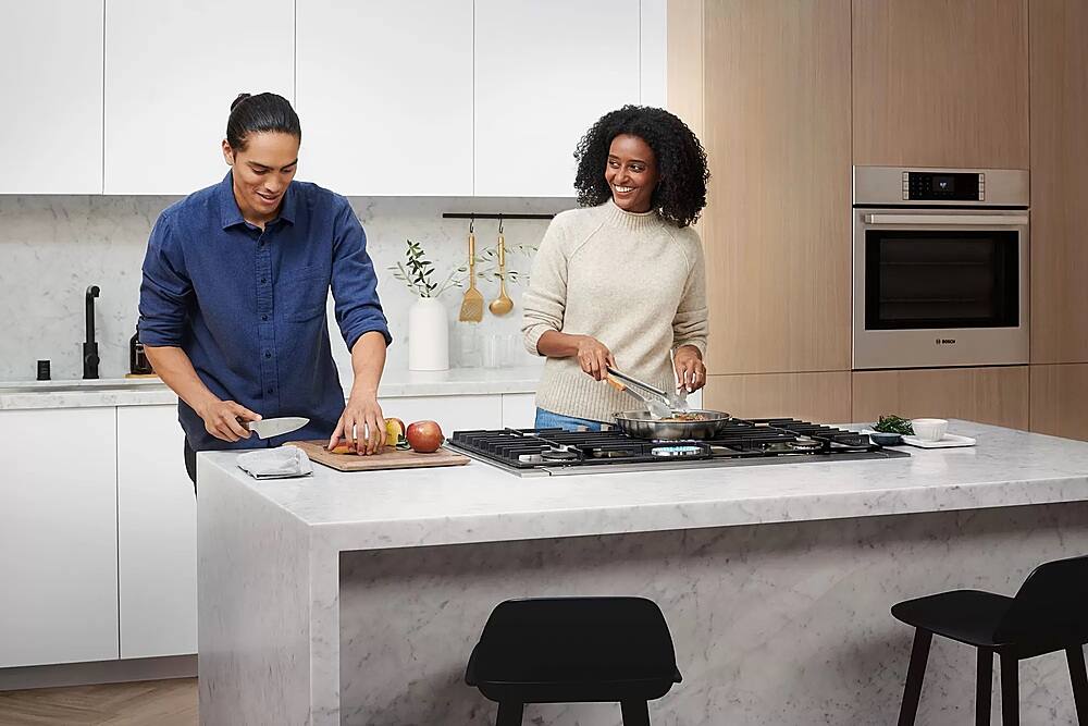 Alt View 25. Bosch - Benchmark Series 30" Built-In Single Electric Convection Wall Oven - Stainless Steel.