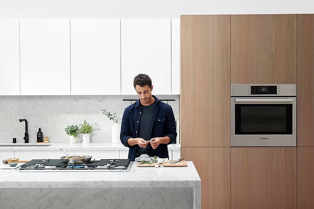 Alt View 29. Bosch - Benchmark Series 30" Built-In Single Electric Convection Wall Oven - Stainless Steel.