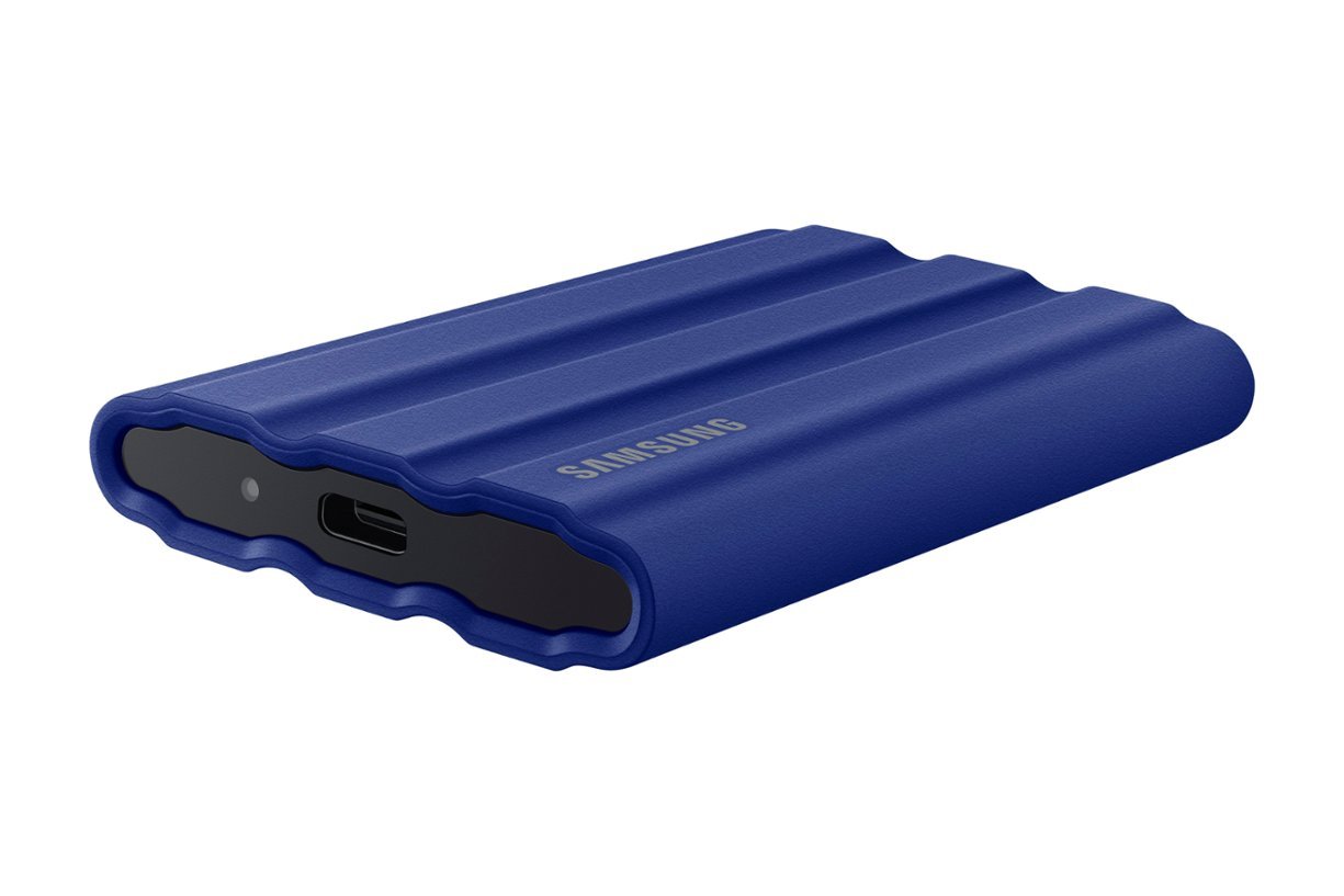 Zoom in on Alt View Zoom 14. Samsung - T7 Shield 2TB External USB 3.2 Gen 2 Rugged SSD IP65 Water Resistant - Blue.