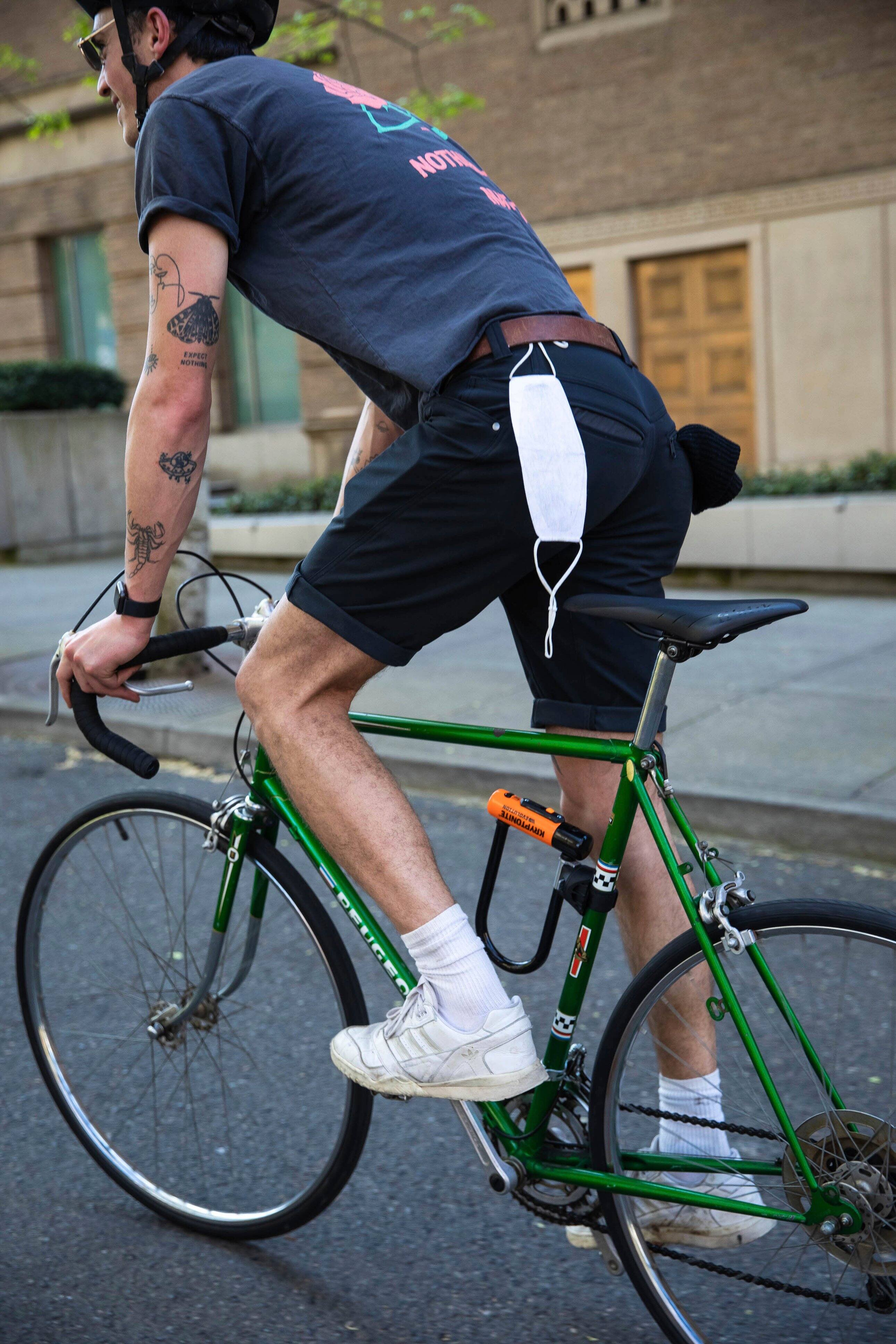 Kryptonite KryptoLok Series 2 Bike U Lock With 4ft Security Cable - Heavy Duty Theft Protection