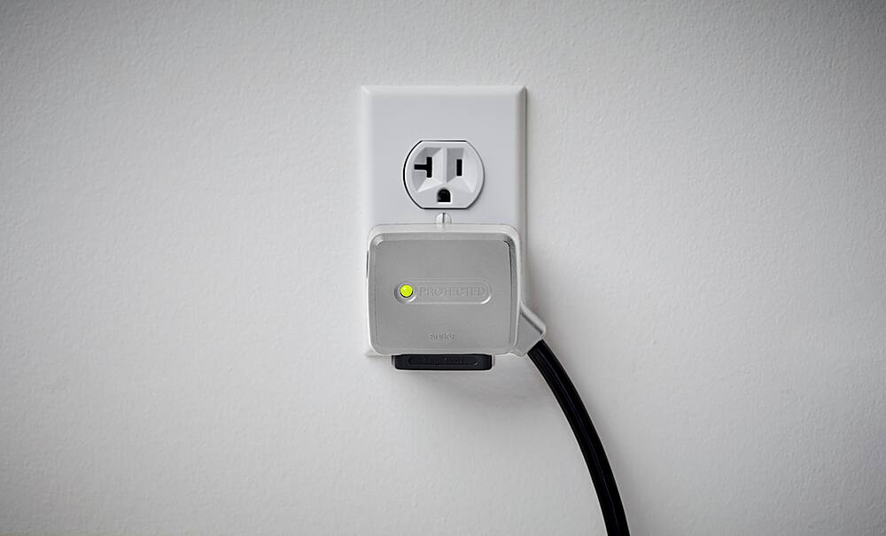 Alt View 1. charg - 3in1  7 Outlet/2 USB 1000 Joules Surge Protector - Black.