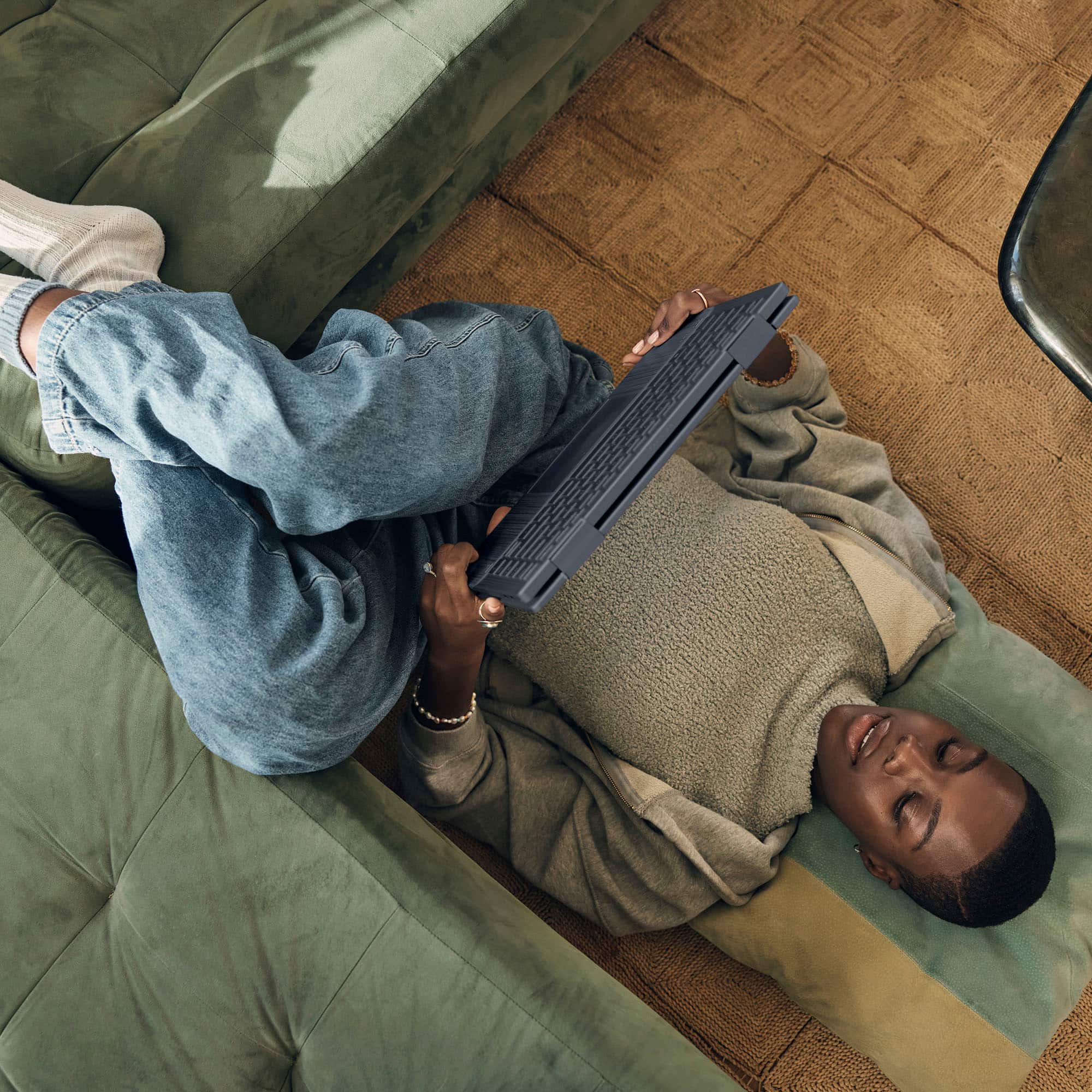 Alt View 15. HP - Pavilion - 2-in-1 14" FHD Laptop - Intel Core i3 - 8GB Memory - 256GB SSD - Space Blue.