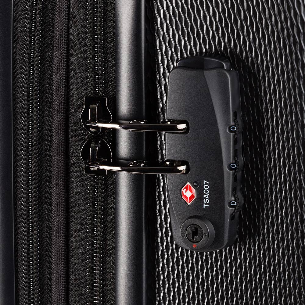 Angle. SwissGear - Energie 20" Carry On Spinner Suitcase with USB - Black.