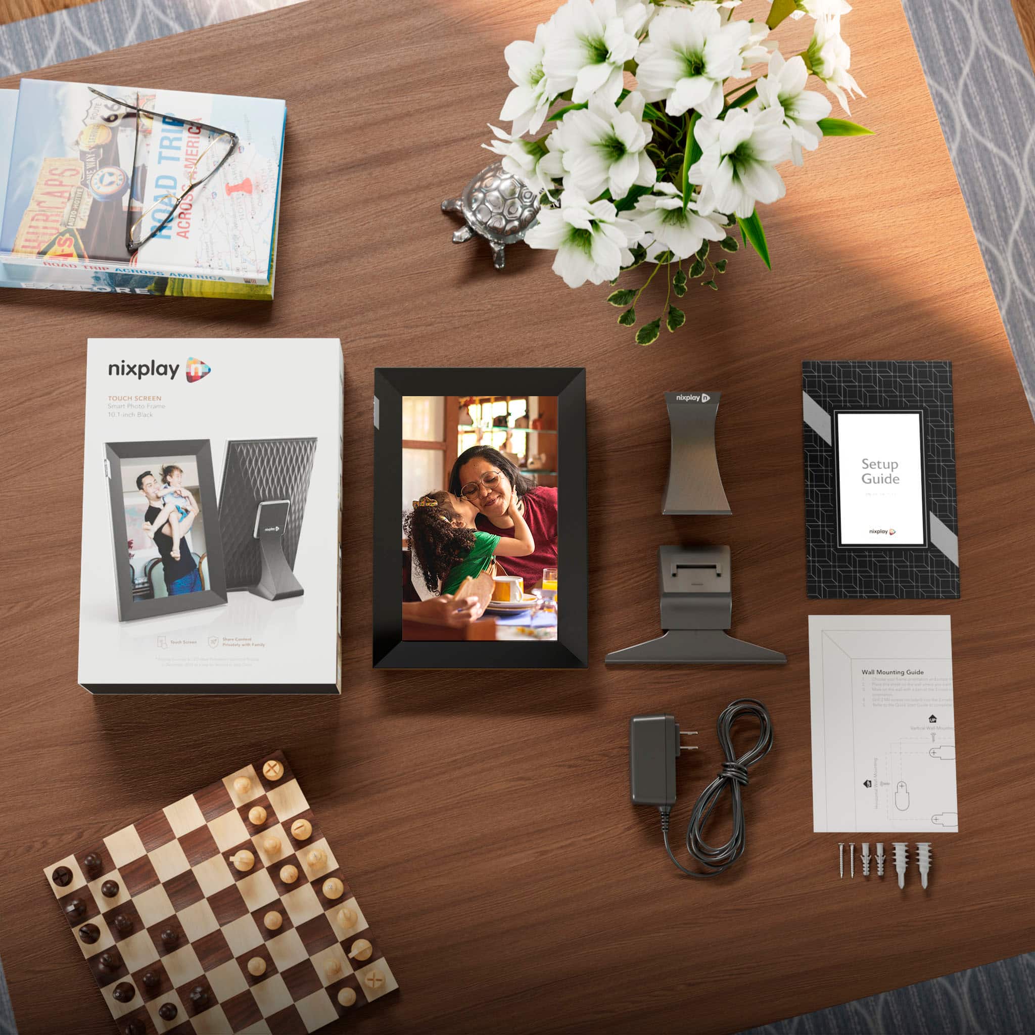 Alt View 14. Nixplay - W10K Touch 10.1-inch LCD Smart Digital Photo Frame - Black/Silver.