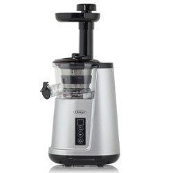 Omega - Cold Press 365, 150W, Silver Vertical Slow Masticating Juicer - Silver - Front_Zoom