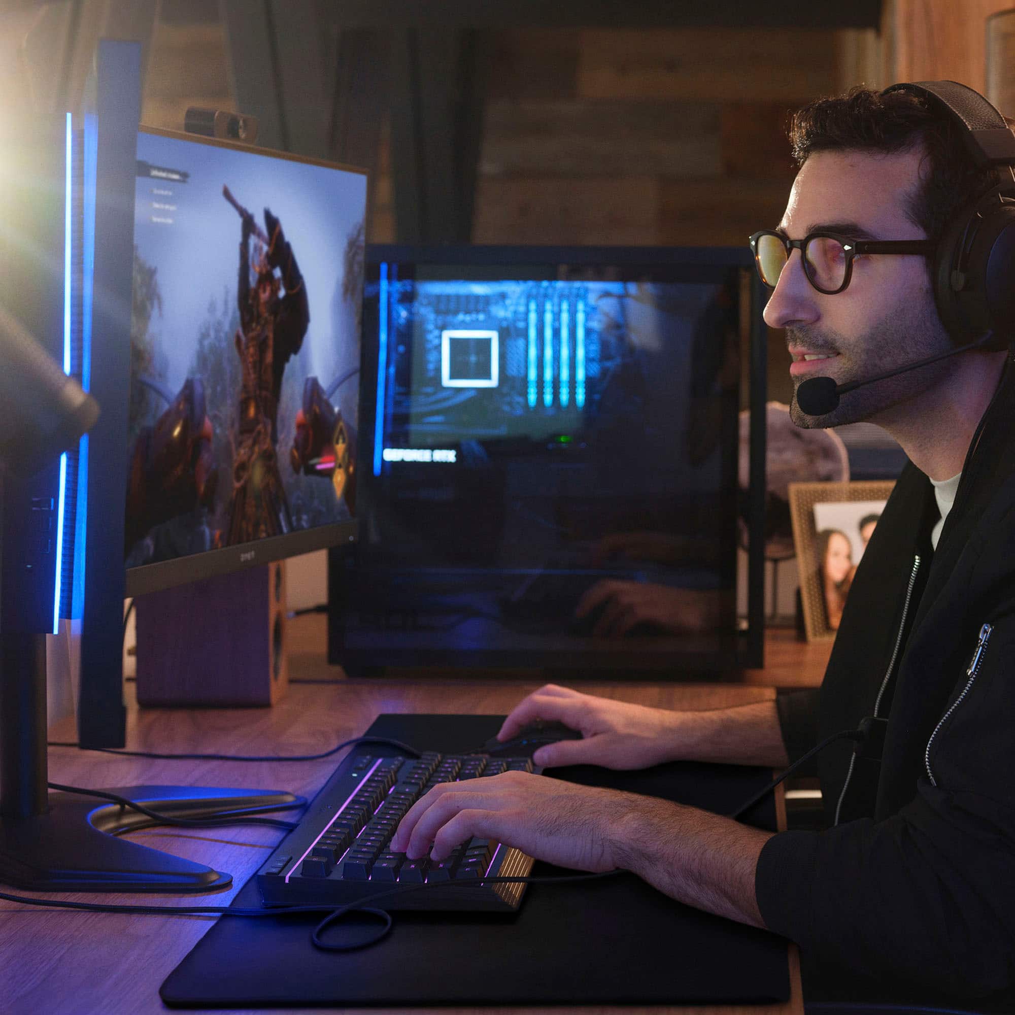 Alt View 14. HP OMEN - 40L Gaming Desktop - Intel Core i7-12700KF - HyperX 16GB Memory - NVIDIA GeForce RTX 3060 Ti - 1TB SSD - Nightfall Black.