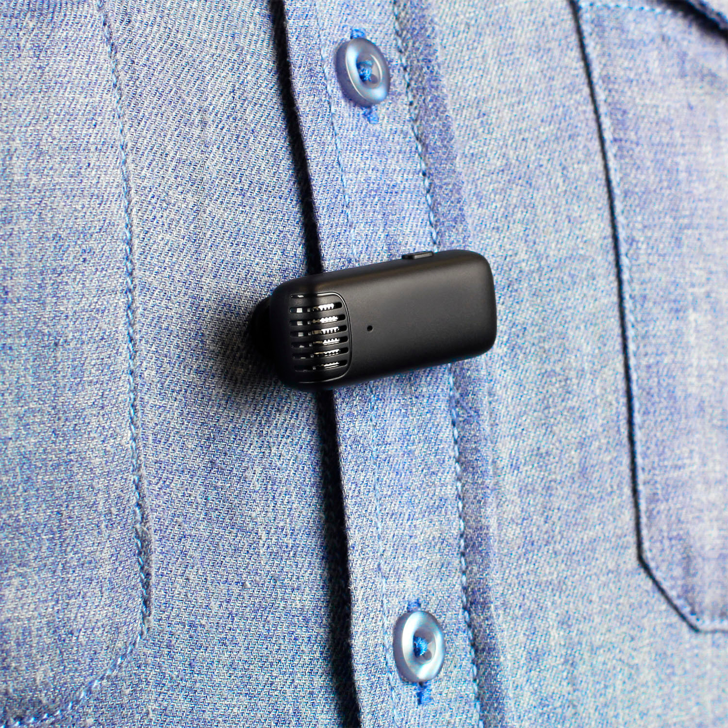 Angle View: Aluratek - Wireless Vlogging Lapel Microphone with Charging Case for Lightning Connector