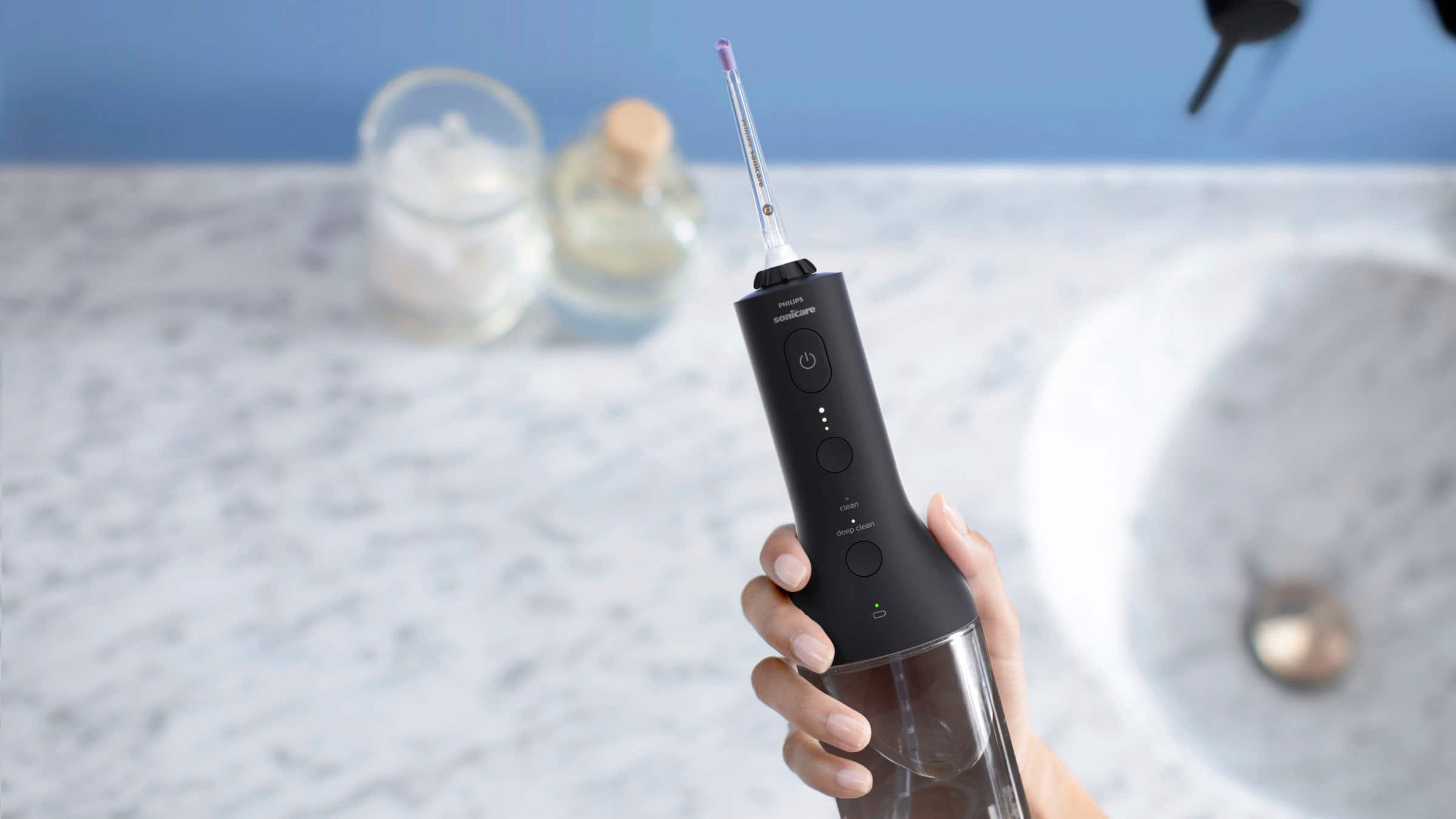 Alt View 20. Philips Sonicare - Power Flosser 3000 Cordless - Black.