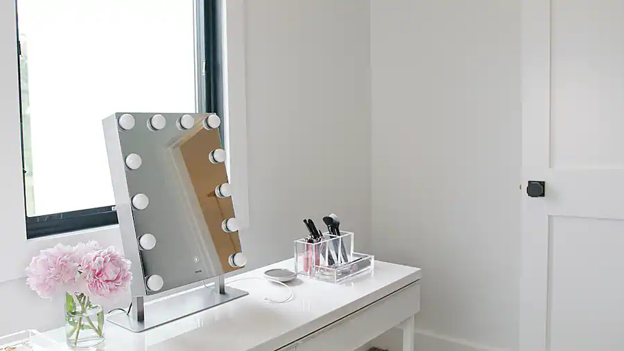 iHome HOLLYWOOD PRO Vanity Stereo Speaker with Bluetooth