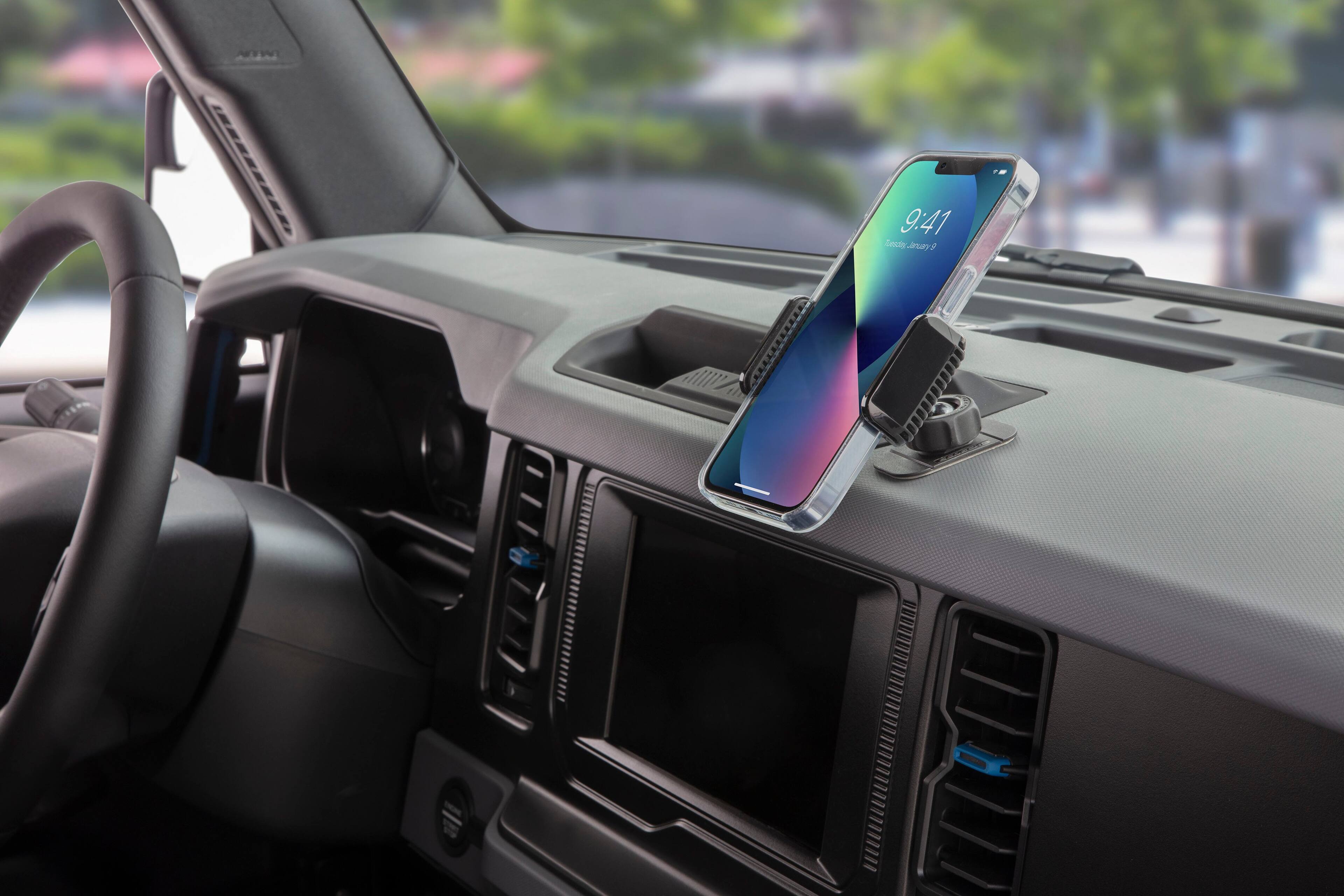 Left. Scosche - Universal Grip 2 in 1 Dash/Vent Car Mount for Mobile Phones - Black.