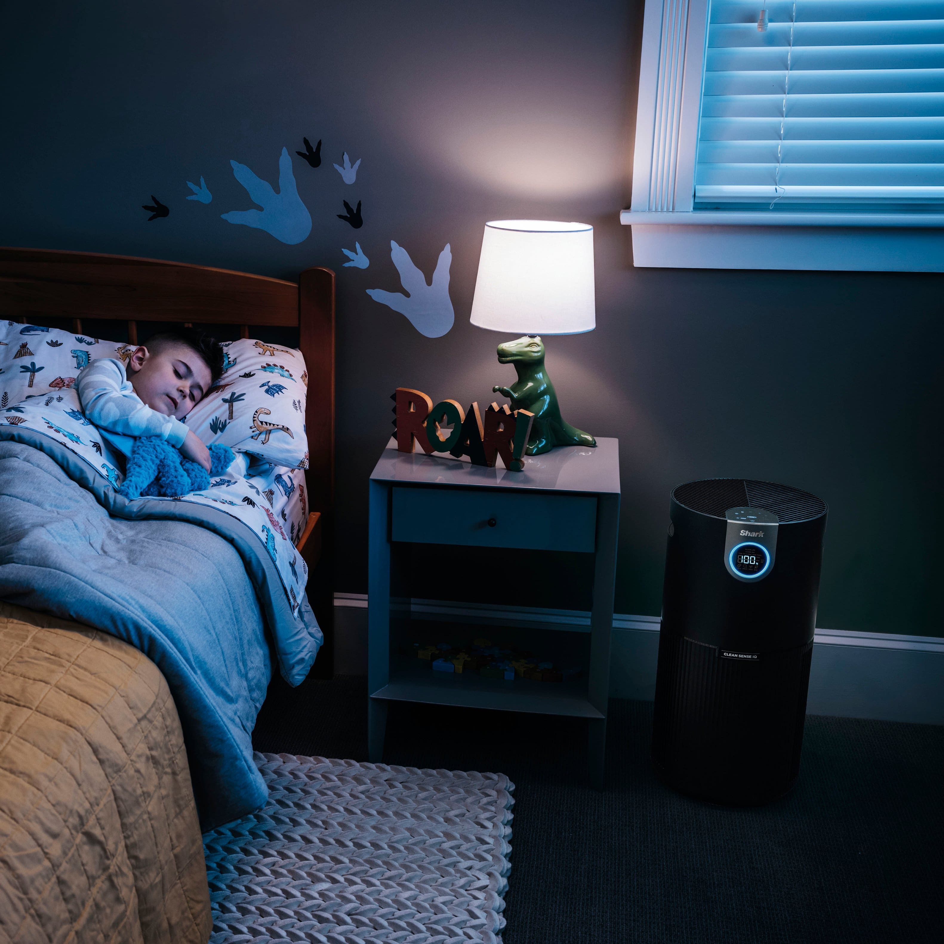 Alt View 11. Shark - Air Purifier MAX with True NanoSeal HEPA, Cleansense IQ, Odor Lock, Cleans up to 1200 Sq. Ft - Charcoal Grey.