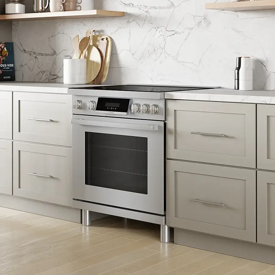 Alt View 17. Bosch - 800 Series 3.9 Cu. Ft. Freestanding Electric Induction Industrial Style Range - Stainless Steel.