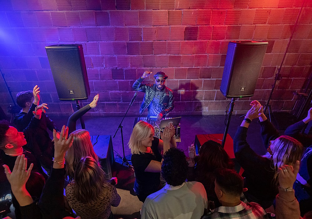 Alt View 20. JBL - EON712 12" Powered PA Speaker with Bluetooth - Black.