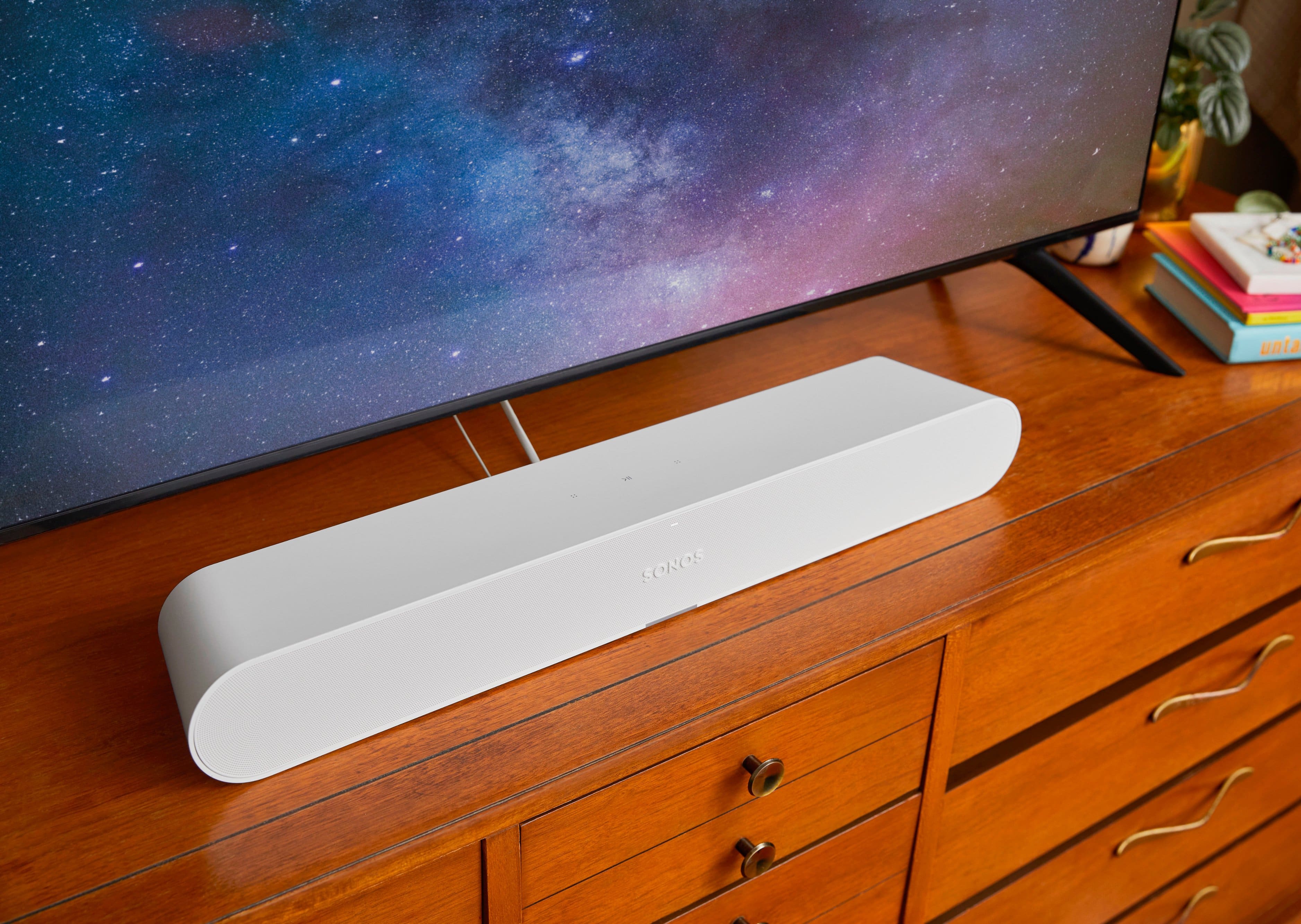 Alt View 16. Sonos - Ray Soundbar with Wi-Fi - White.