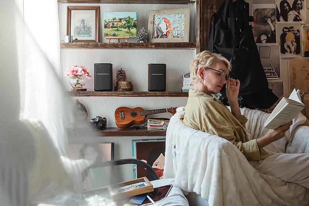 Alt View 13. Edifier - MS50A Classic Portable Wi-Fi Speaker - Wood.