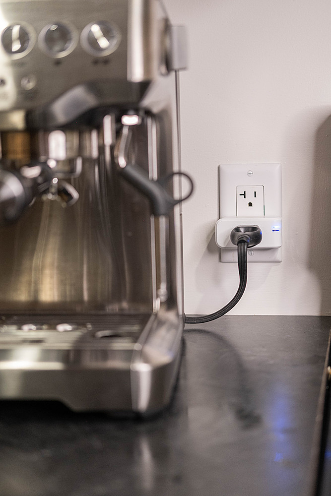 Smart Wi-Fi Plug | Array By Hampton