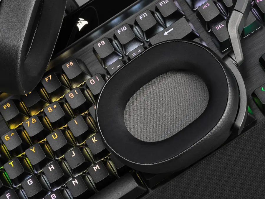 Alt View 14. CORSAIR - HS65 SURROUND Wired Gaming Headset for PC, PS5, and PS4 - Black.