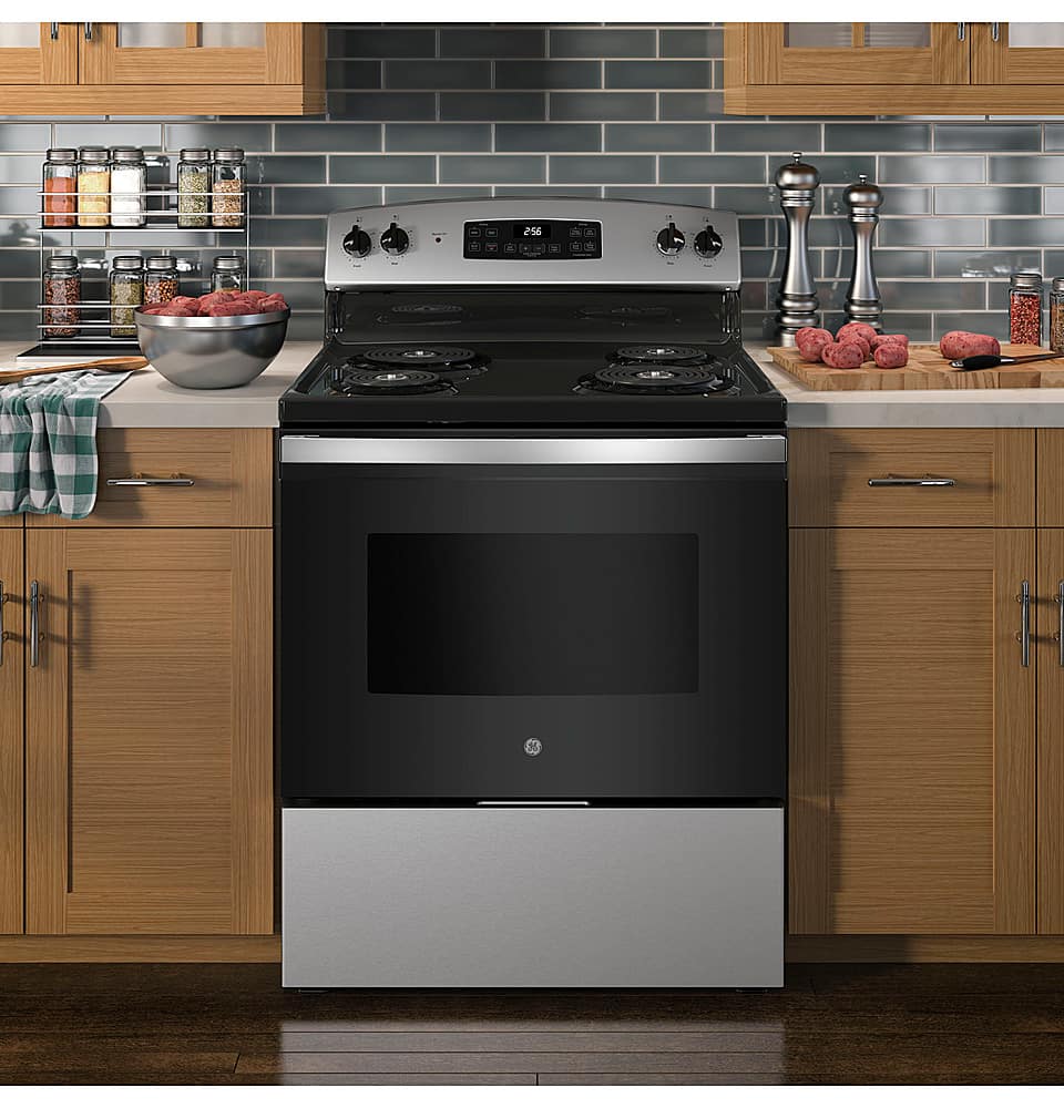 Alt View 2. GE - 5.0 Cu. Ft. Freestanding Electric Range - Stainless Steel.